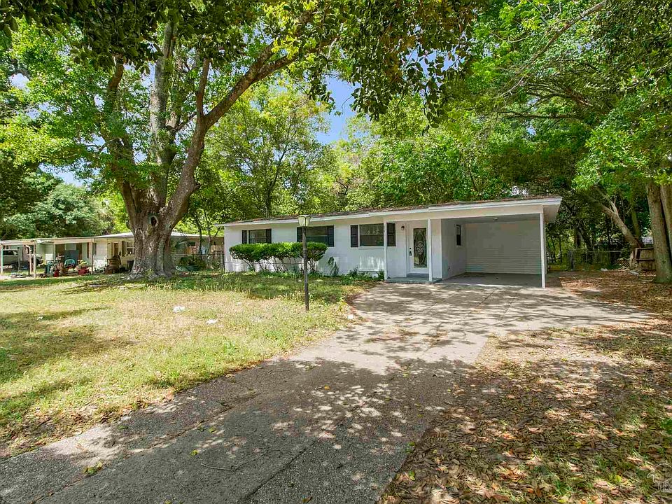 1st image of 210 Edison Dr