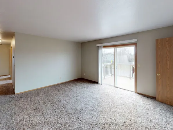 Parkside Apartments, 350 & 360 N Main Ave #6, Tea, SD 57064