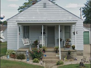 303 N Maple Ave, Roxana, IL 62084