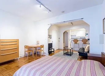 Rented by Batra Group Inc