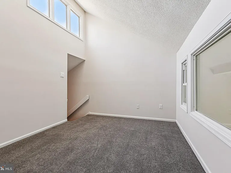 106 Harvest Ln #206 — Photo 11