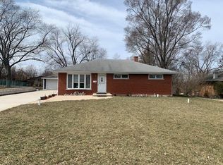 116 S Pleasant Ave, Bloomingdale, IL 60108