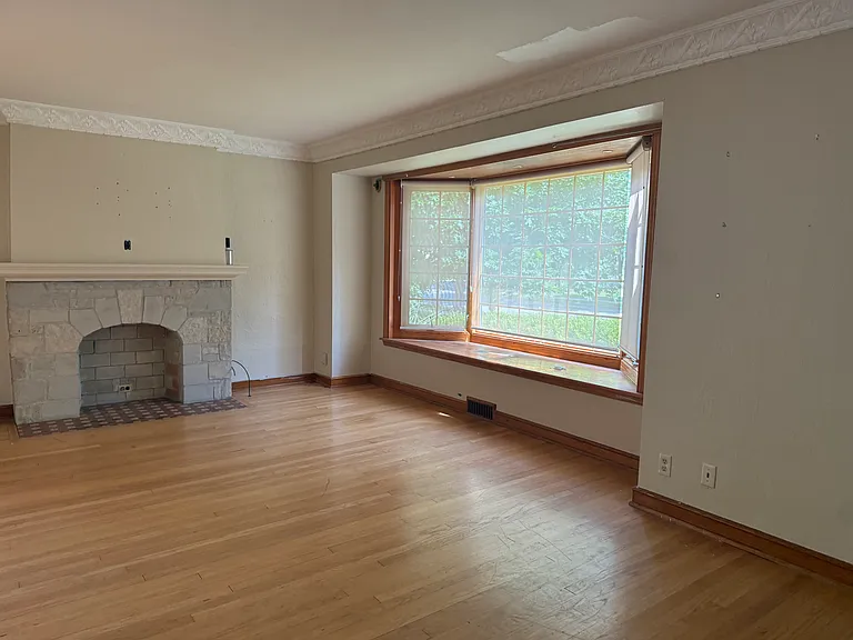 1218 E Kensington Blvd — Photo 4
