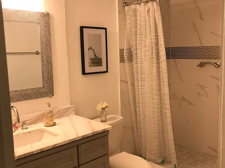 425 Ena Rd #202A — Photo 4