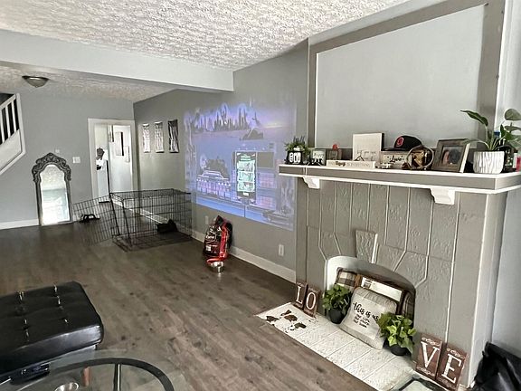 4th image of 1133 E Whittier St #1135-1135-1135