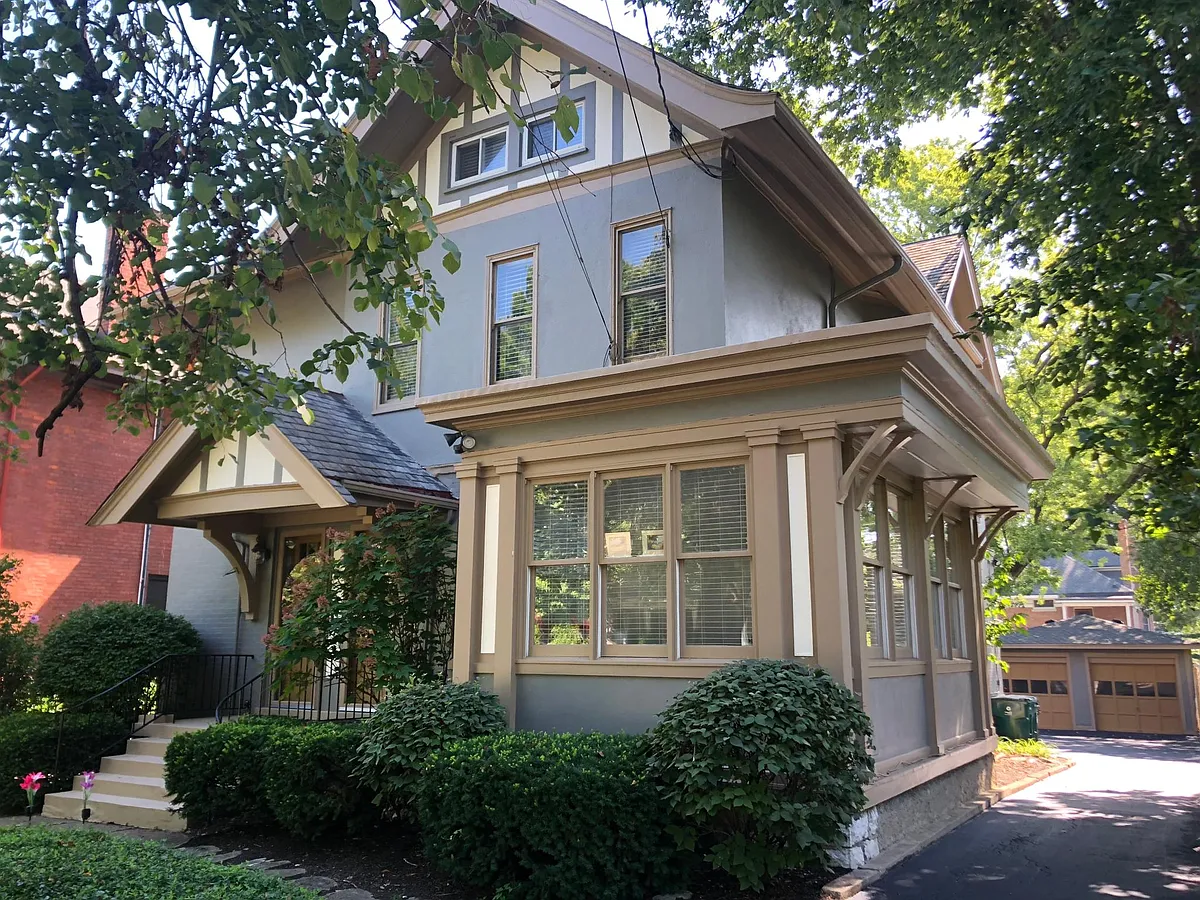 Building Photo - 3414 Burch Ave #2