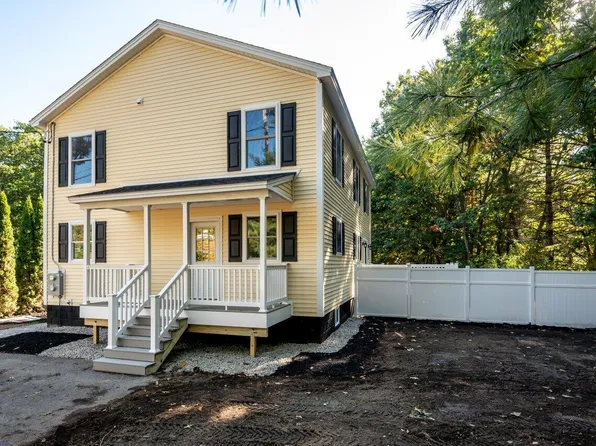 15 Lilac Lane #15, Kennebunk, ME 04043