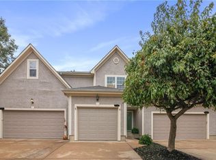 22709 W 73rd St, Shawnee, KS 66227