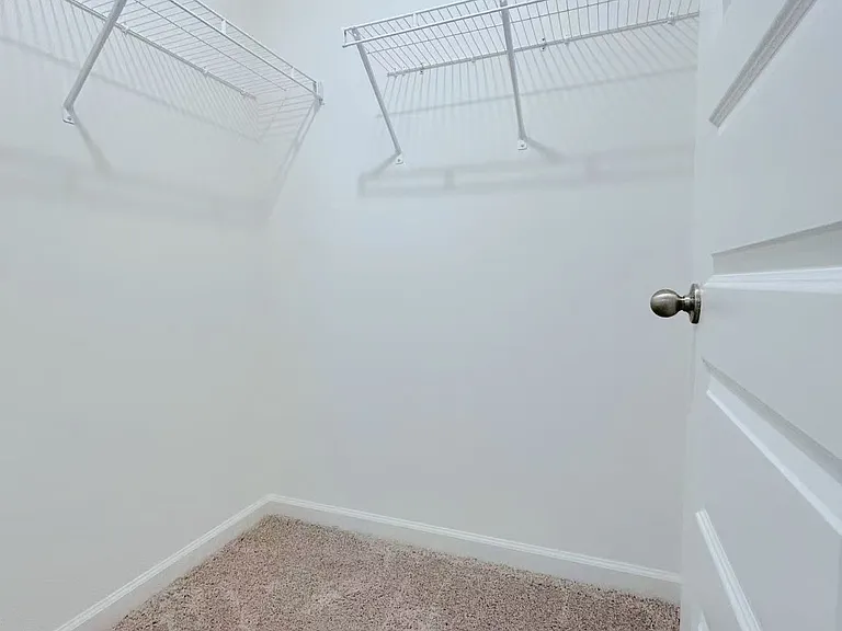 1117 Mountain Crown St — Photo 14