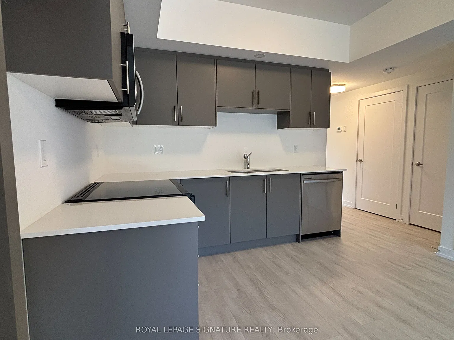 2 bed, $2,400 — Photo 3