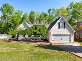 34 Lee St, Lyman, SC 29365