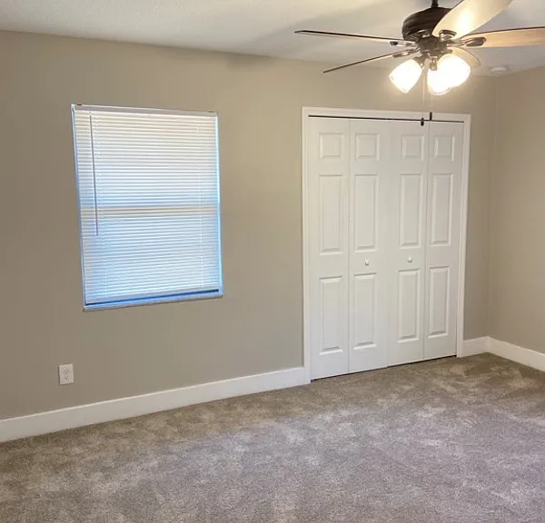 215 Cambridge Dr — Photo 20