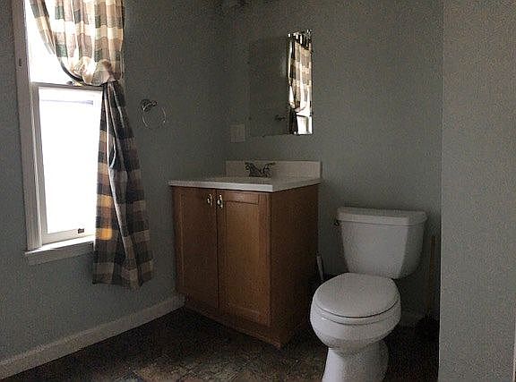 downstairs 1/2 bathroom