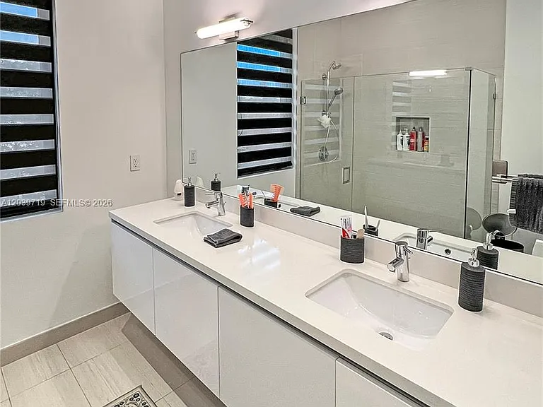16640 Sunset Way — Photo 21