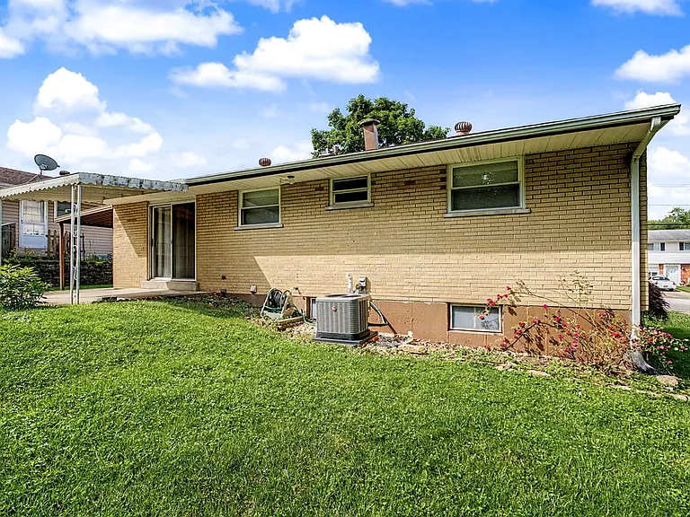 12116 Wincanton Dr — Photo 39