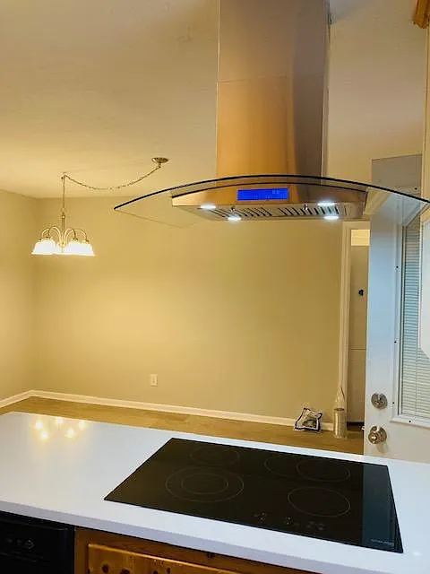 3 bed, 1217 sqft, $1,600 — Photo 2