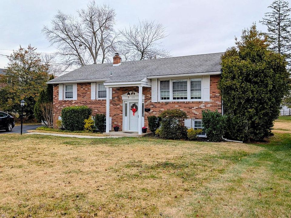 1st image of 125 Willow Way