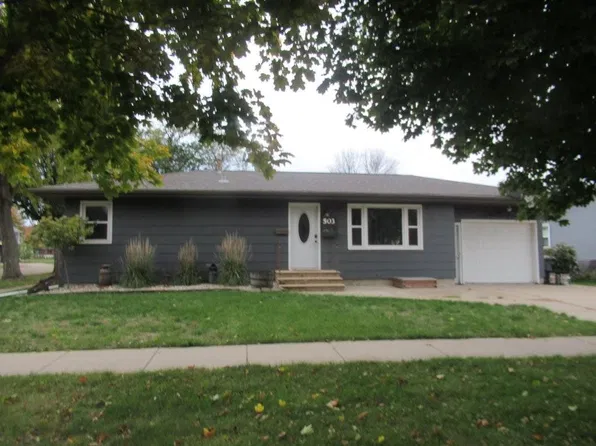 503 N Oakley St, Luverne, MN 56156