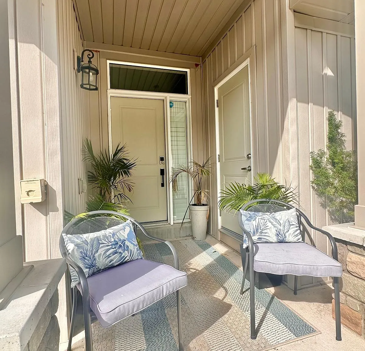 3 bed, $5,000 — Photo 2