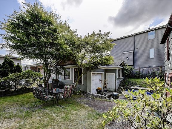 4th image of 6538 Latona Ave NE