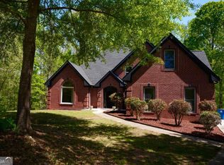 225 Austin Oaks Dr SE, Ellenwood, GA 30294