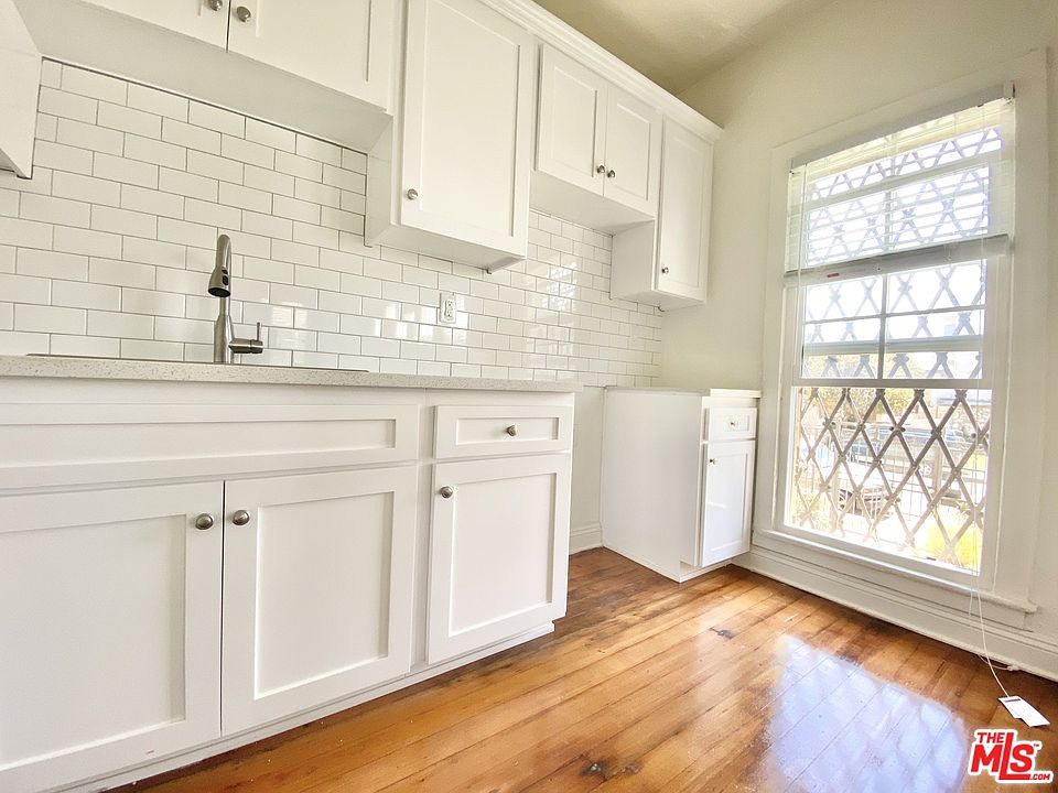 1st image of 5737 Lexington Ave #103A