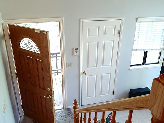 5th image of 28719 Potomac Dr