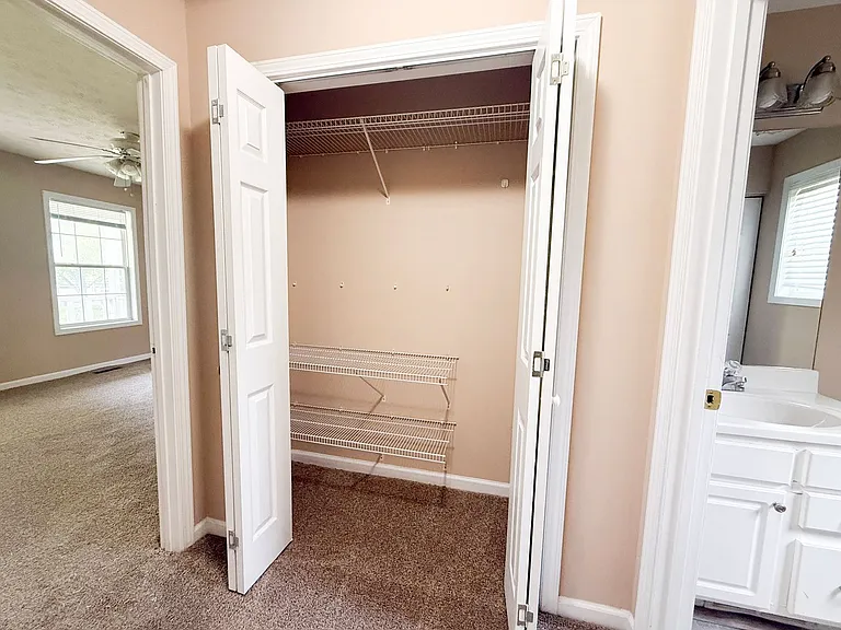 1301 Fisk Rd — Photo 21