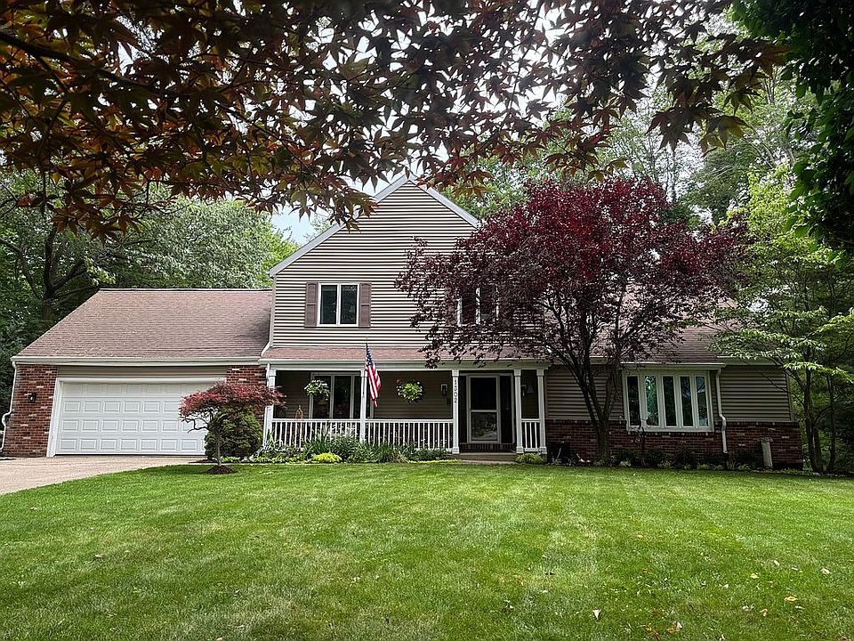 1st image of 1302 Edinborough Dr