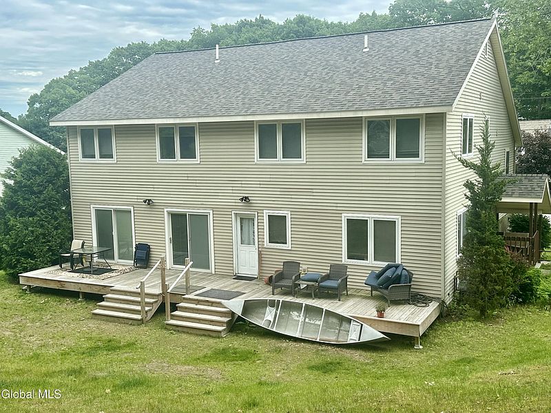 3rd image of 111-113 East Avenue