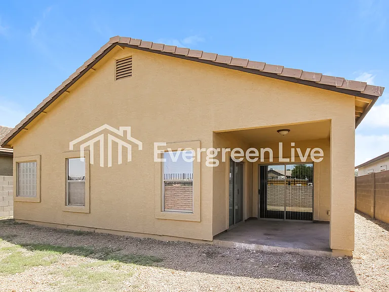 6038 N 68th Dr — Photo 15