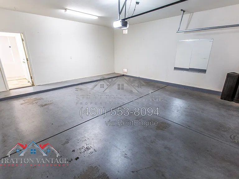 42322 W Lunar St — Photo 25