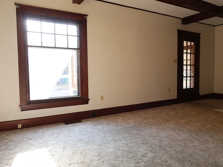 1840 Michigan Ave — Photo 12