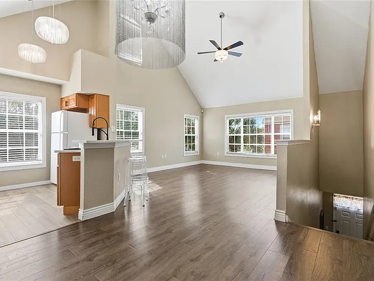 9646 Lake Chase Island Way #9646 — Photo 6