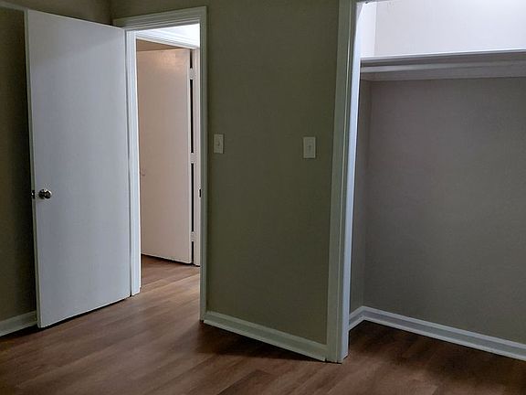 5th image of 3413 Vineville Ave #3451-B