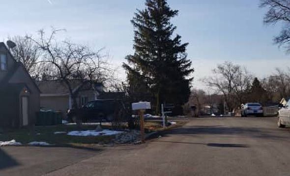 Exterior Neighborhood (street photo)