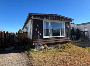 243 W Fleet St SW, Medicine Hat, AB T1A7Z4