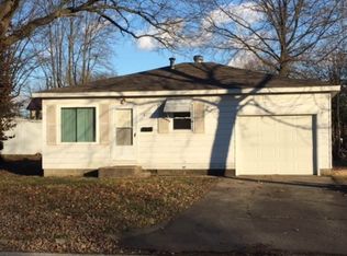 810 N Robb St, Robinson, IL 62454