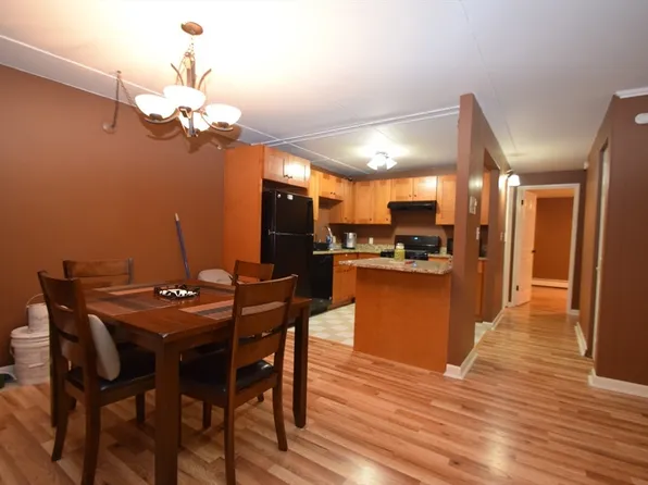 43 McCormick Ter APT 52, Stoughton, MA 02072