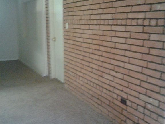 4th image of 5119 Donnelly Ave