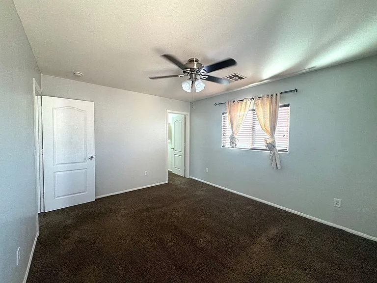 11087 Deluna St — Photo 18