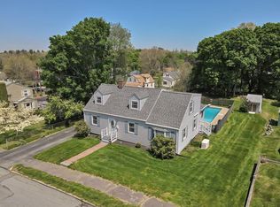 202 Pleasant St, Wakefield, MA 01880