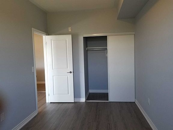 5th image of 275 Littlewood Dr #302