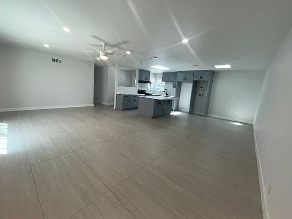 5th image of 12611A Sungrove Cir