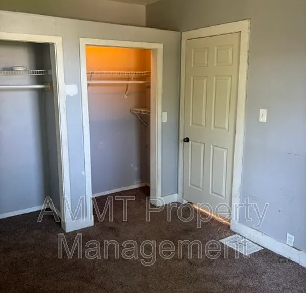 310 8th Ave #1 — Photo 6