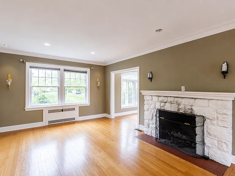 22 Serafin Pl — Photo 5