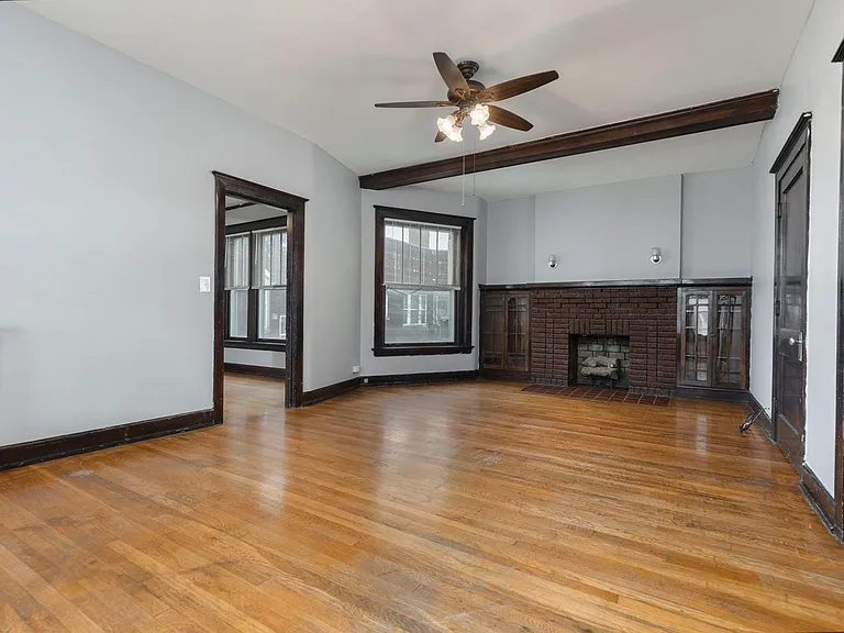 Cavalier Apartments — Photo 40