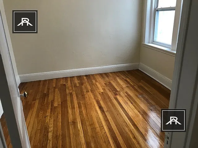 15 Egremont Rd #2 — Photo 2