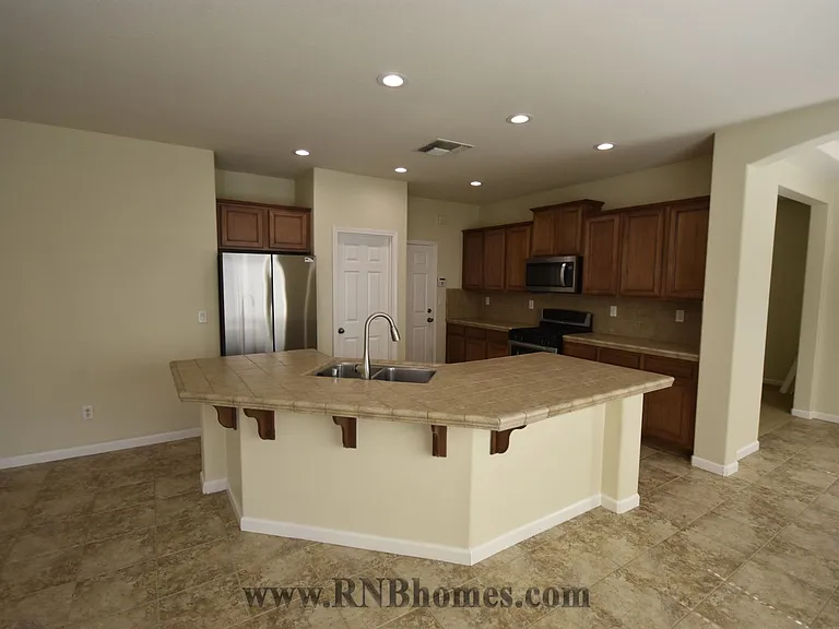 1470 Alberton Cir — Photo 3