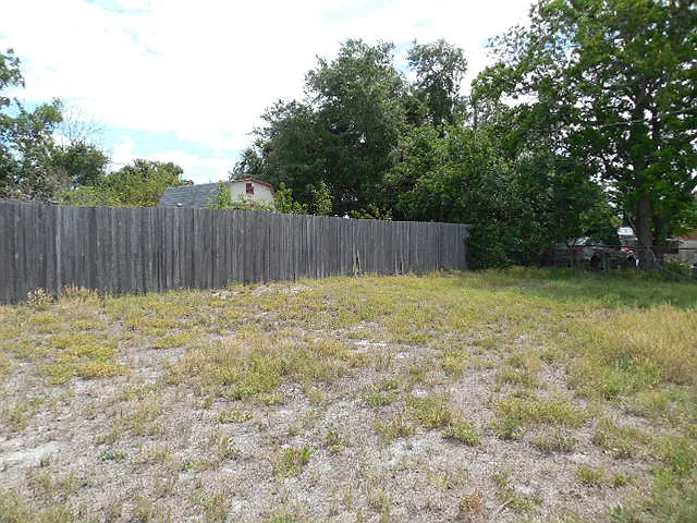 7217 Country Club Dr — Photo 23